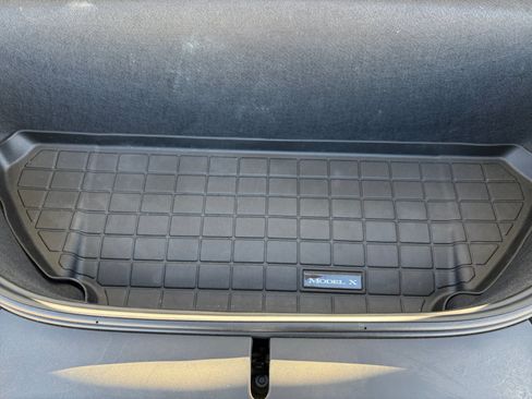 Used 2019 Tesla Model X Long Range AWD/4WD image 22