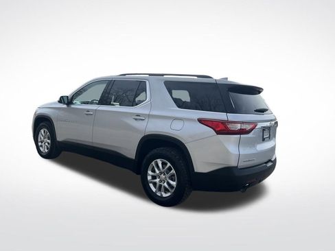 Used 2019 Chevrolet Traverse LT image 3