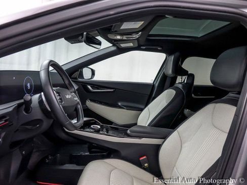 Used 2023 Kia EV6 GT-Line w/ GT-Line White Seat Package image 12