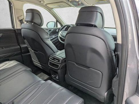 Used 2024 Genesis GV80 2.5T AWD/4WD image 29