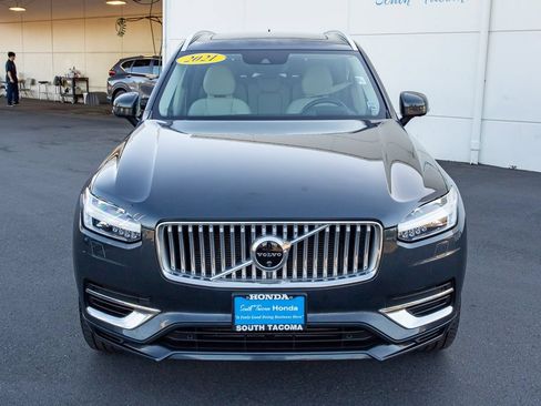 Used 2021 Volvo XC90 T8 Inscription Expression w/ Protection Package Premier AWD/4WD image 4