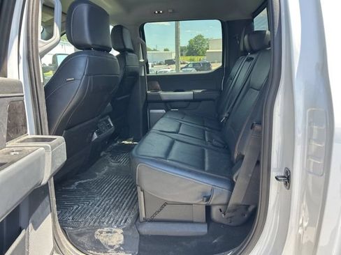 Used 2024 Ford F250 Lariat AWD/4WD image 6