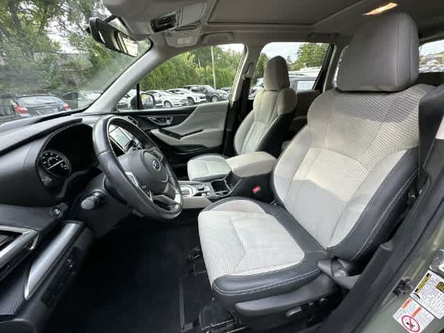 Used 2019 Subaru Forester Premium AWD/4WD image 17