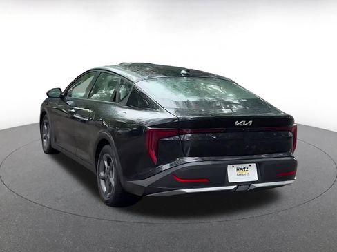 Used 2025 Kia K4 FWD image 11