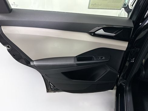 Used 2025 Volkswagen Taos S image 25