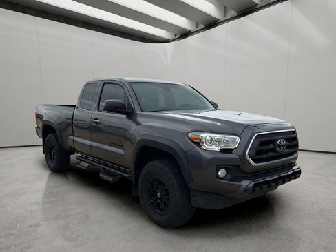 Used 2023 Toyota Tacoma SR5 w/ SX Package AWD/4WD image 7