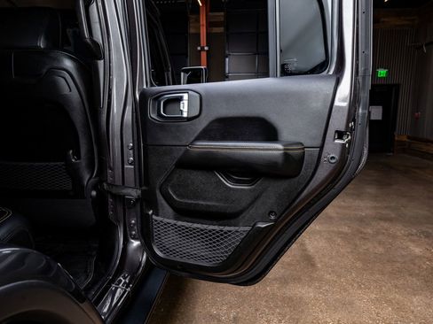 Used 2025 Jeep Wrangler Unlimited Rubicon 392 AWD/4WD image 35