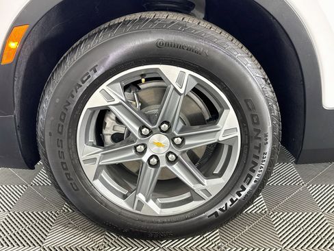 Used 2026 Chevrolet Blazer LT FWD image 36