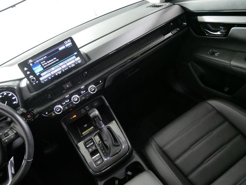 Used 2025 Honda CR-V EX-L image 11