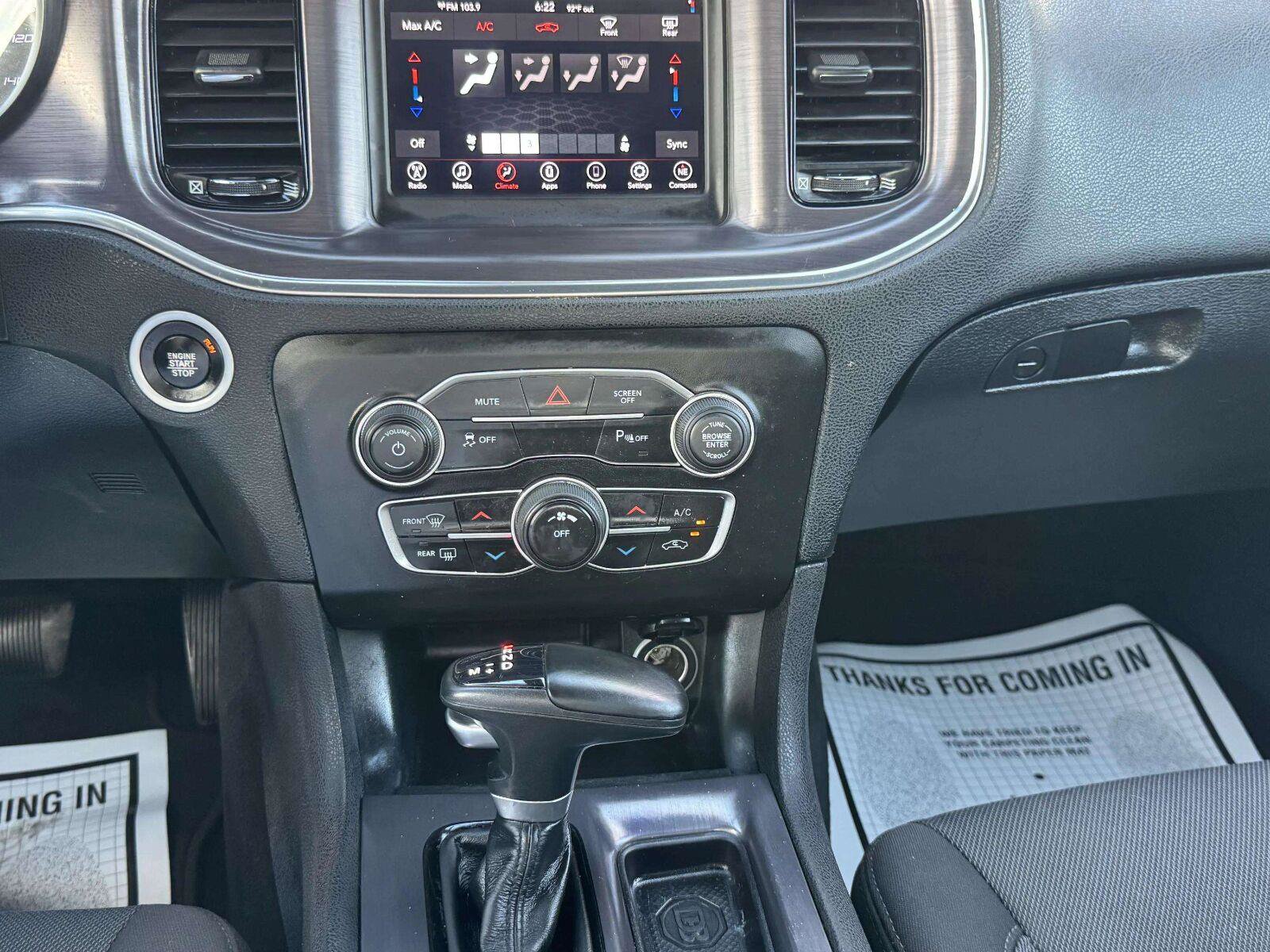 Used 2018 Dodge Charger SXT w/ Blacktop Package RWD image 28