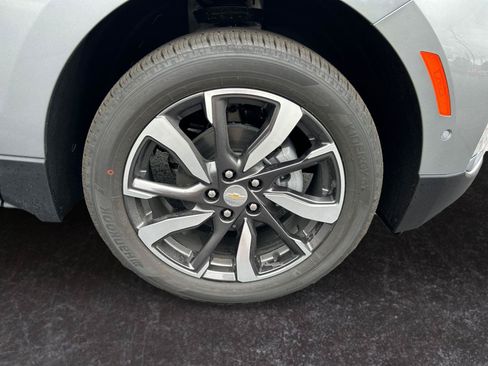 Used 2024 Chevrolet Equinox Premier AWD/4WD image 28