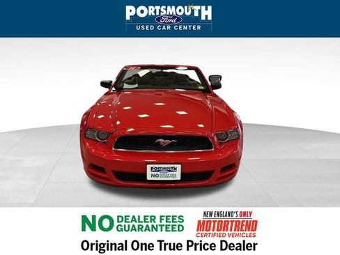 Used 2014 Ford Mustang Convertible image 9