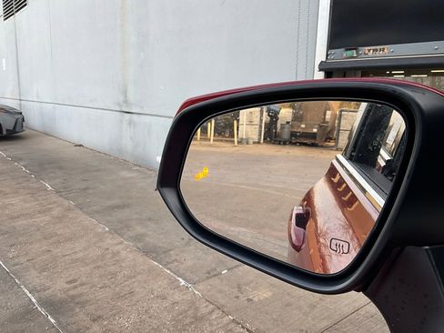 New 2026 Toyota Highlander Platinum image 21