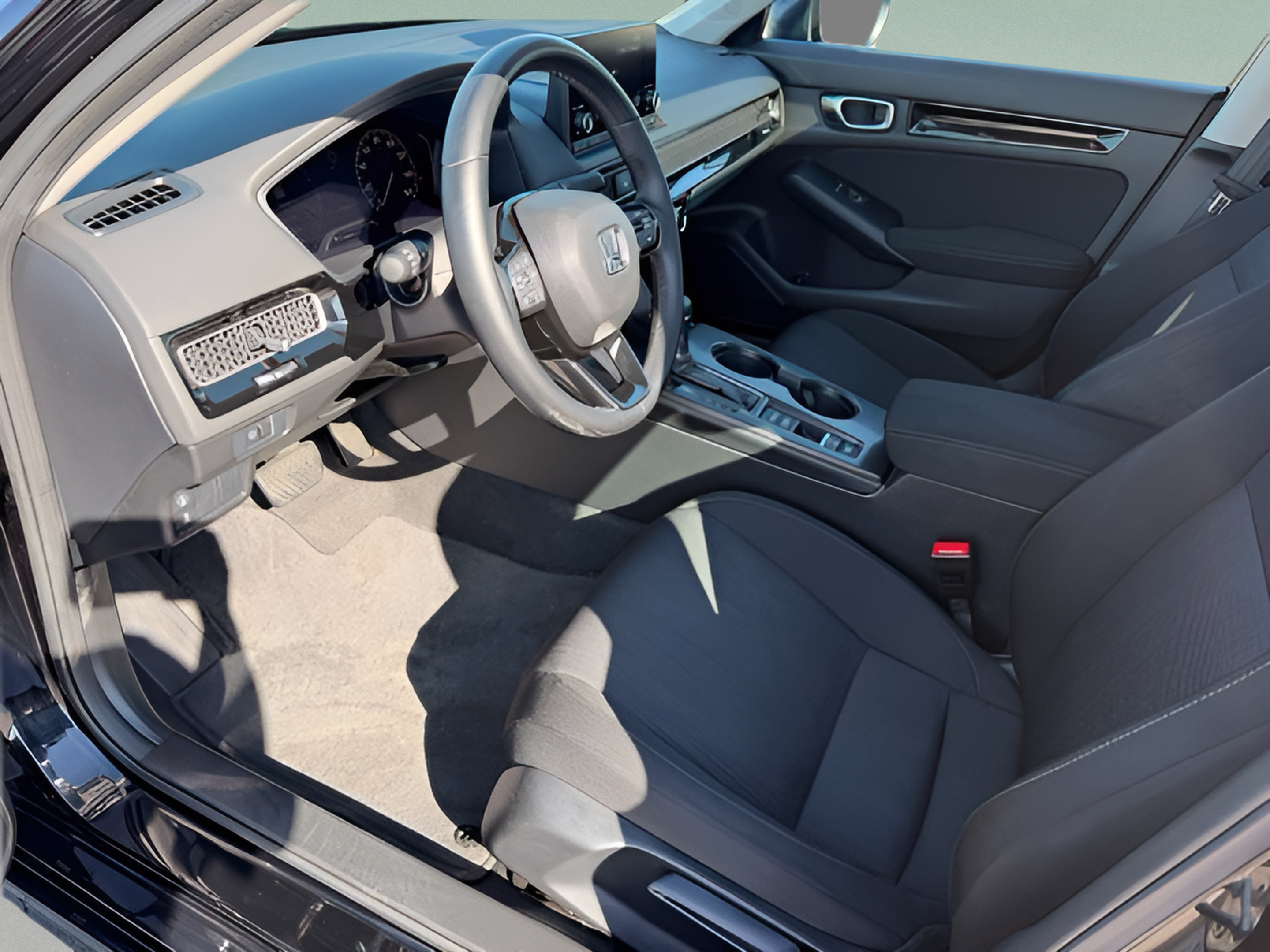 Used 2024 Honda Civic EX image 9