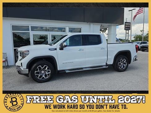New 2026 GMC Sierra 1500 SLT AWD/4WD image 1