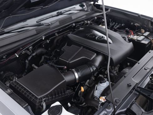 Used 2021 Toyota Tacoma TRD Sport image 42