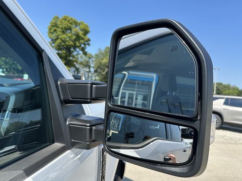 Used 2025 Ford F250 XLT AWD/4WD image 38