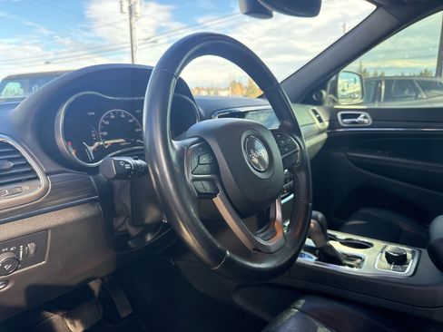 Used 2019 Jeep Grand Cherokee Limited w/ Luxury Group II image 20