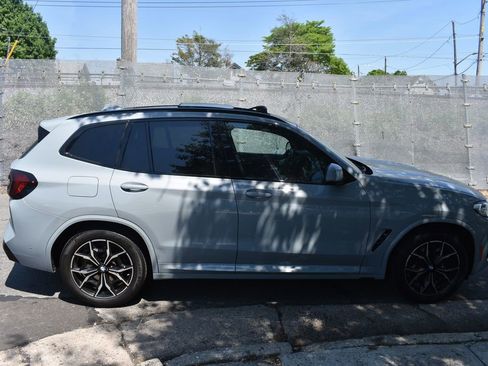 Used 2024 BMW X3 xDrive30i w/ M Sport Package AWD/4WD image 5