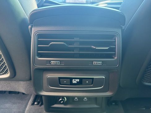 Used 2023 Audi Q8 Premium w/ Convenience Package AWD/4WD image 55