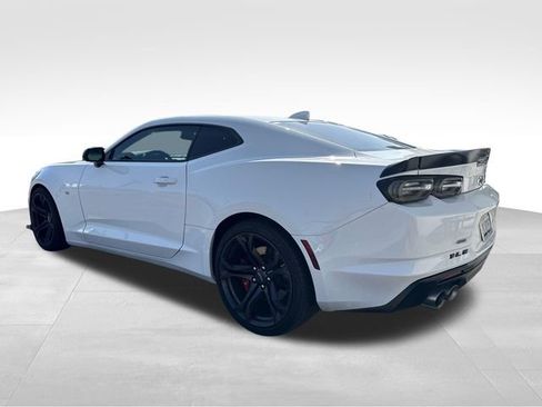 Used 2020 Chevrolet Camaro SS image 3