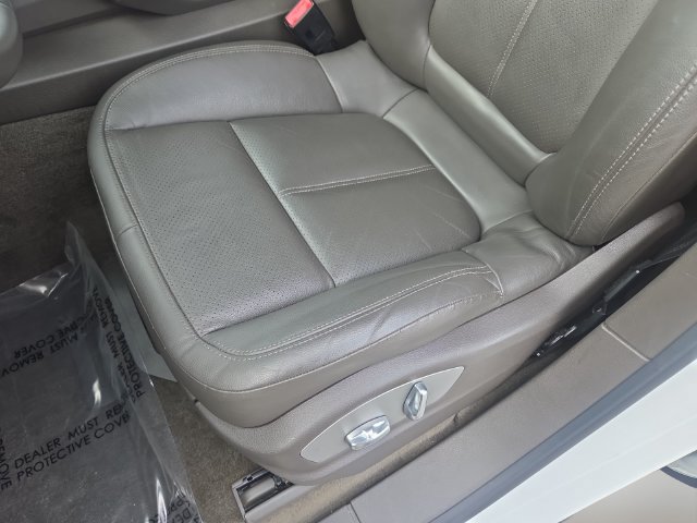 Used 2016 Porsche Cayenne AWD/4WD image 28