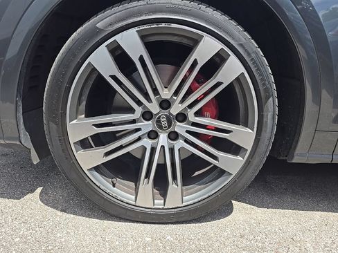 Used 2018 Audi SQ5 Prestige AWD/4WD image 10