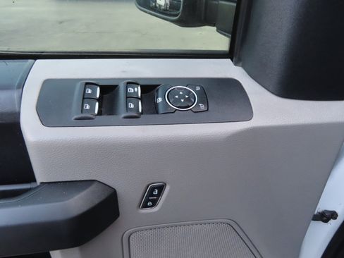 Used 2017 Ford F350 XL w/ STX Appearance Package image 28