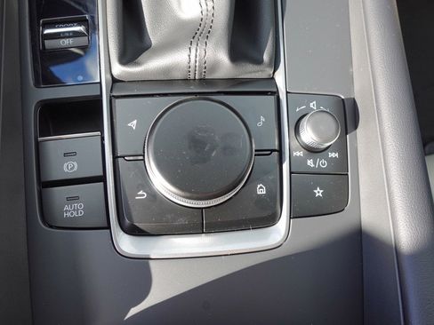 New 2026 MAZDA MAZDA3 2.5 S Sedan w/ Preferred Pkg image 21