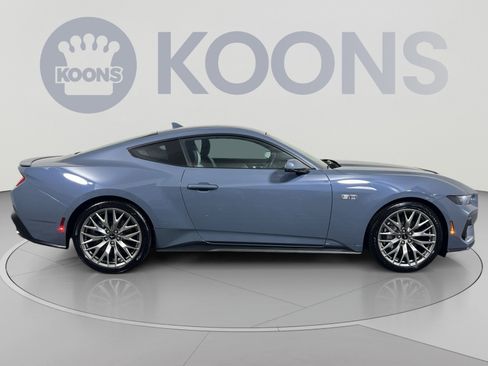 Used 2025 Ford Mustang GT Premium RWD image 12