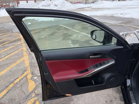 Used 2018 Lexus IS 300 F Sport image 17