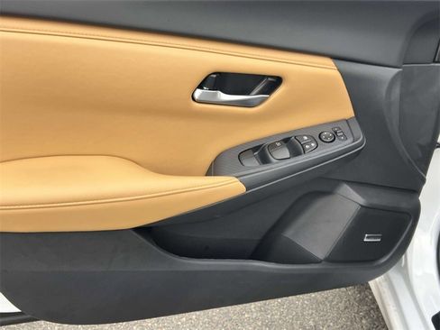 New 2025 Nissan Sentra SV w/ SV Premium Package image 25