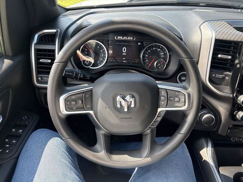 New 2026 RAM 1500 Express AWD/4WD image 16