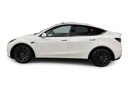 Used 2023 Tesla Model Y Performance AWD/4WD image 3