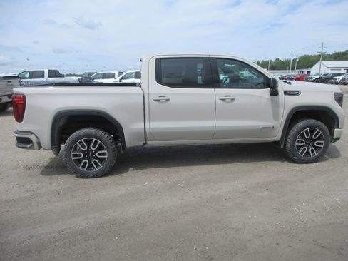 New 2026 GMC Sierra 1500 AT4 AWD/4WD image 3