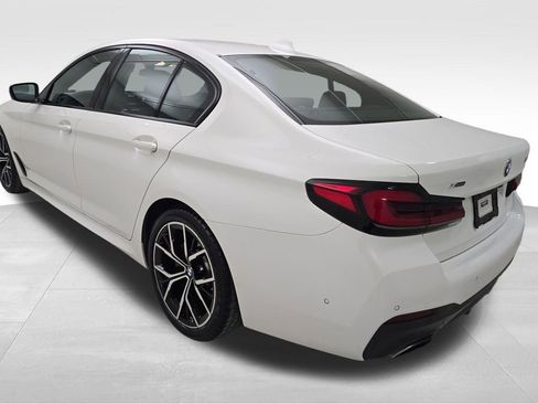 Certified 2022 BMW 530i xDrive 530i xDrive w/ M Sport Package image 7