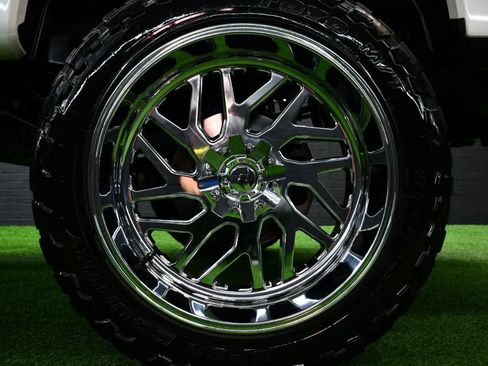 Used 2017 Ford F250 Platinum w/ Platinum Ultimate Package image 14