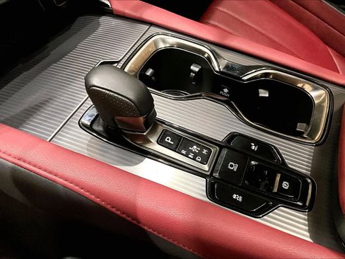 Used 2024 Lexus RX 500h F Sport image 15