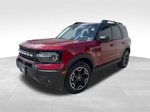 Used 2025 Ford Bronco Sport Outer Banks w/ Outer Banks Tech Package+ AWD/4WD image 1