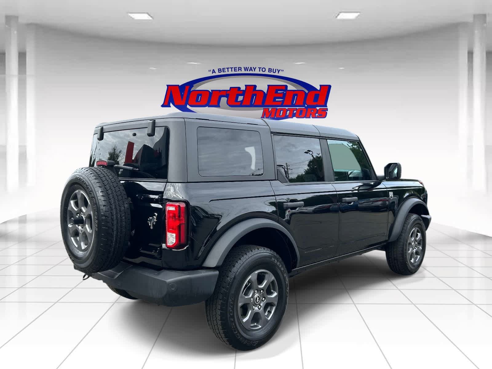 Used 2025 Ford Bronco Big Bend AWD/4WD image 3