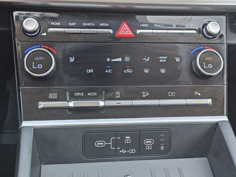 Used 2024 Hyundai Santa Fe SEL FWD image 14