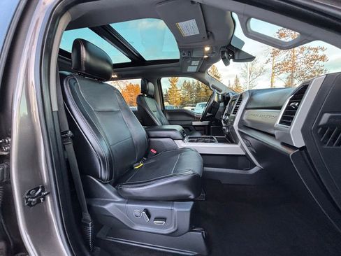 Used 2018 Ford F250 Lariat w/ Lariat Ultimate Package image 16