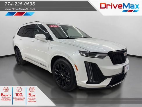 Used 2021 Cadillac XT6 Sport w/ LPO, ONYX Package image 1