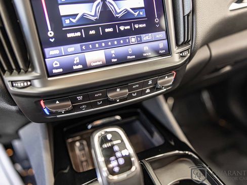 Used 2022 Maserati Levante GT image 29
