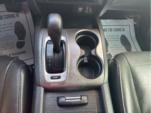 Used 2018 Honda Pilot EX-L image 25