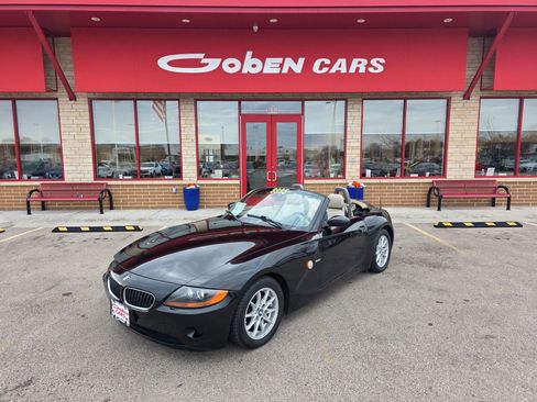 Used 2004 BMW Z4 2.5i image 1