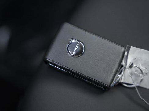 New 2026 Volvo XC60 B5 Plus w/ Protection Package Premier image 41