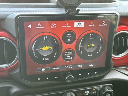 Used 2020 Jeep Wrangler Unlimited Rubicon w/ Dual Top Group AWD/4WD image 18