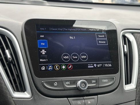 Used 2024 Chevrolet Malibu LT image 18