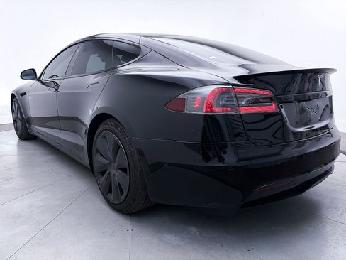 Used 2022 Tesla Model S Plaid image 13